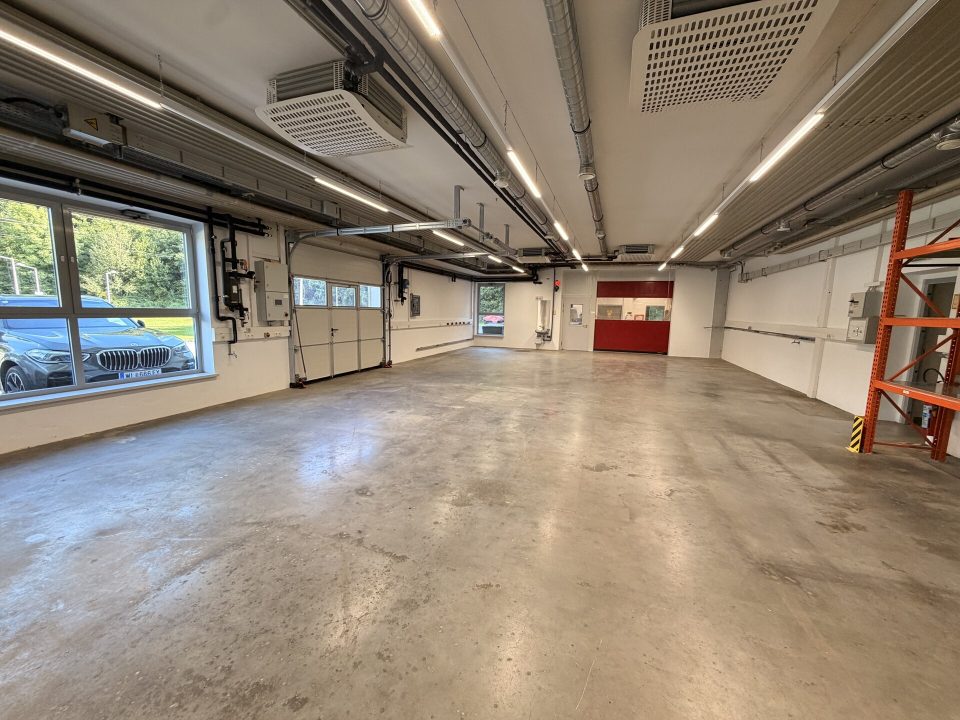 Halle zur Miete in Lambach