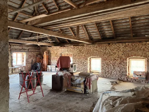 Dachgeschoss Fensterseite, Wohn- und Geschäftshaus in Steinhaus