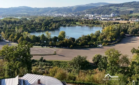 Blick über den Pleschinger See bis Linz, Einfamilienhaus in Plesching